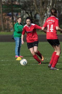 Bild 31 - C-Juniorinnen Kieler MTV -  MTSV POlympia Neumuenster : Ergebnis: 1:0